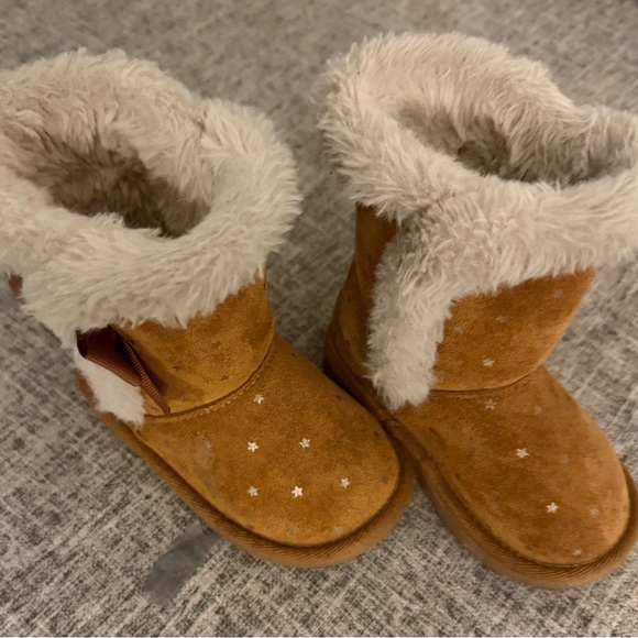 Sugar Kids Boots with Faux Fur Trim - Tan and White - Picture 1 of 5